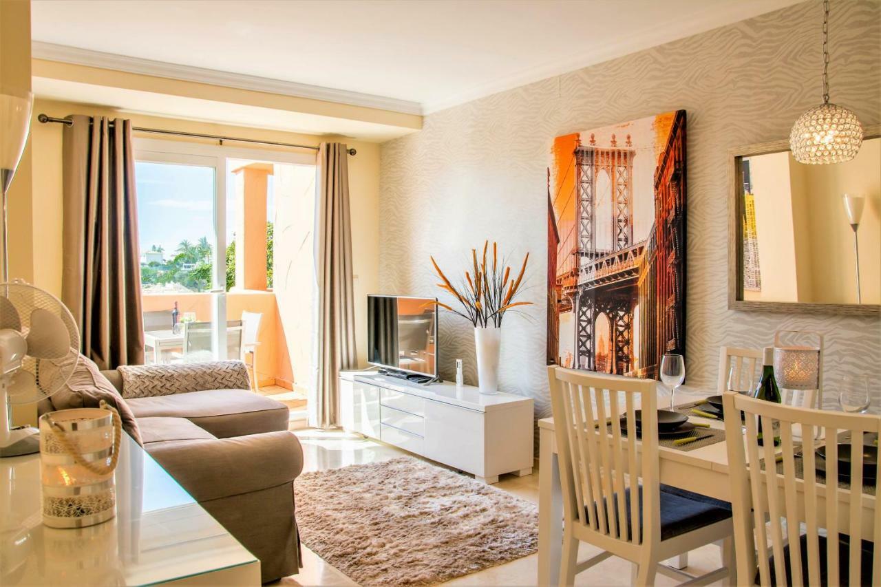 Free One Bedroom Retreat In Elviria มาร์เบยา ภายนอก รูปภาพ