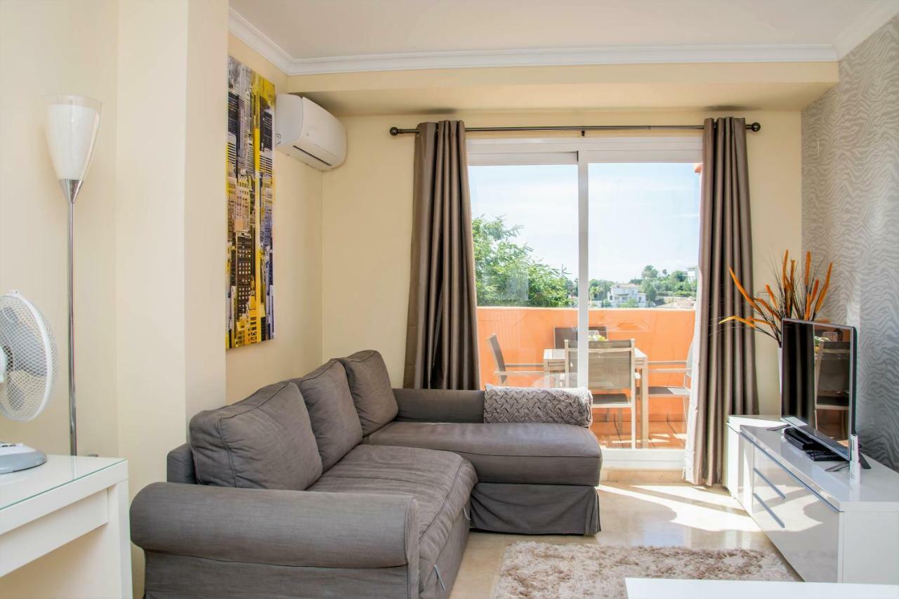 Free One Bedroom Retreat In Elviria มาร์เบยา ภายนอก รูปภาพ